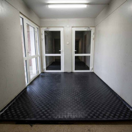 Коврик-дорожка против скольжения Sunstep Шашки 0,9*12м черный