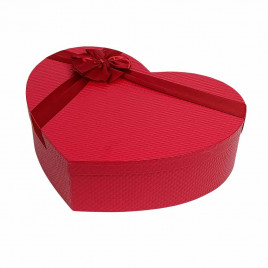 Коробка сердце красное с тиснением в 3-х размерах
