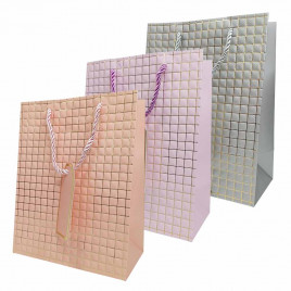 Пакет ЛЮКС Золотые квадратики с тиснением размер 18*23*10см